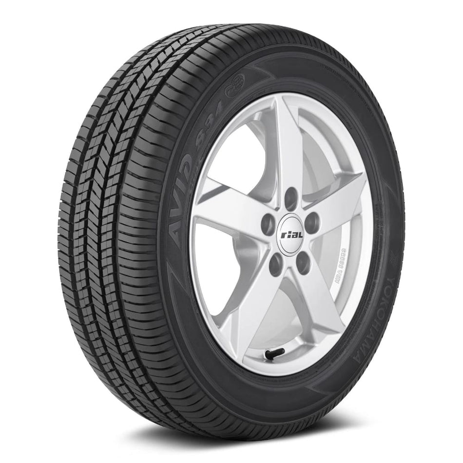 Llanta Yokohama 235/65 R17 AVID S34RV