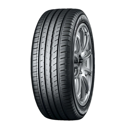 Llanta 215/65 R16 98H Yokohama BluEarth-GT AE51E