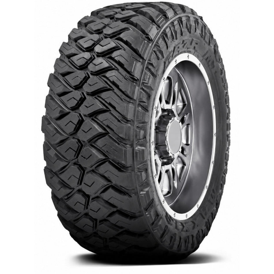 Llanta 275/60 R20 116S Maxxis RAZR AT 811